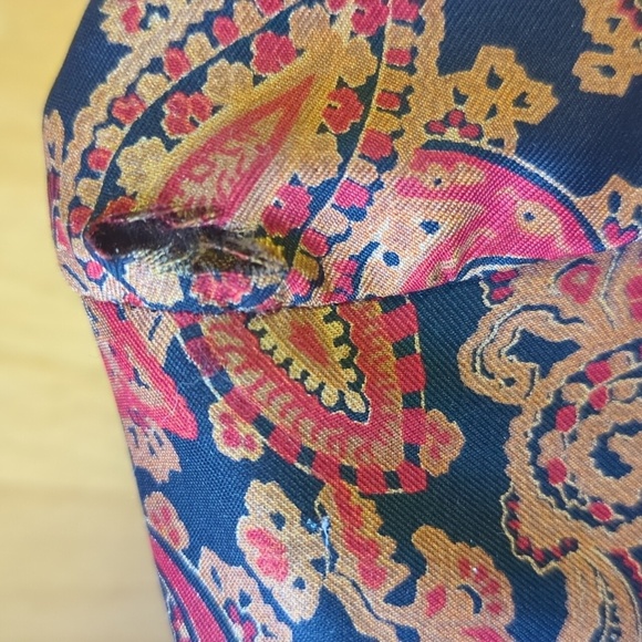 Jean Muir London Silk Dress Black & Paisley Print Size XS *Flaw* - Picture 8 of 17